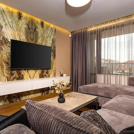 Victoria 2-bedroom Apartment